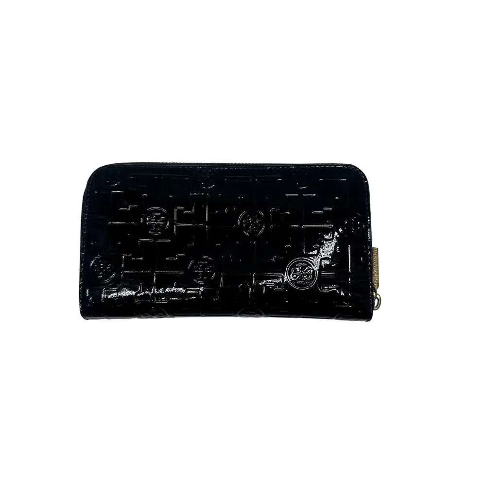 Tory Burch Black Patent Leather Embossed Logo Zip Around Continental Wallet OS